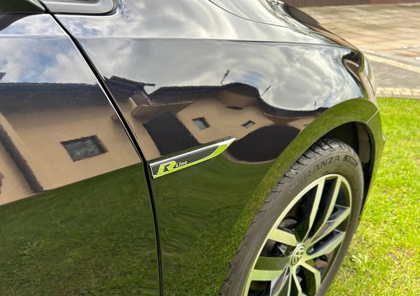Volkswagen Golf cena 70900 przebieg: 65000, rok produkcji 2017 z Warszawa małe 326